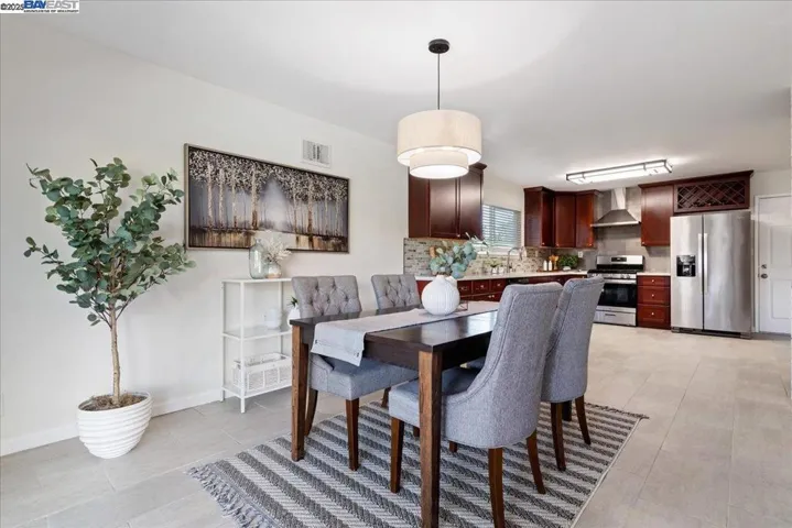 1520 Arkell Rd, Walnut Creek, California 94598