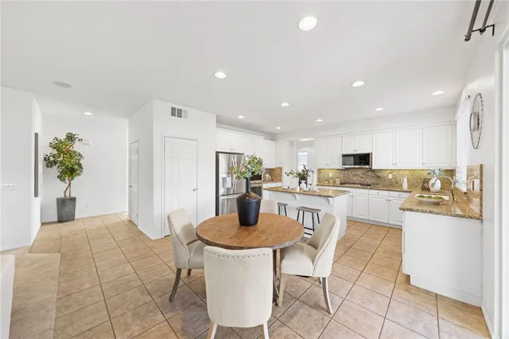 35573 Cornflower Pl, Murrieta, California 92562