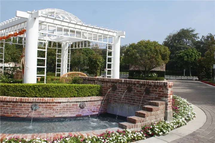 Entry fountain past guard house