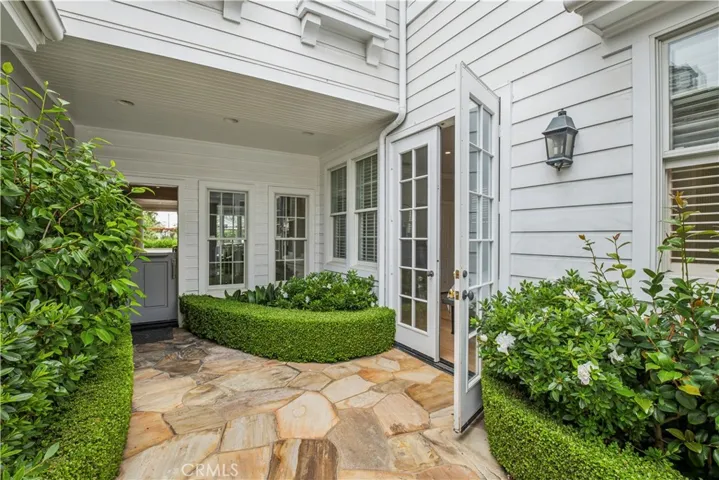 Entry courtyard with Dutch front door