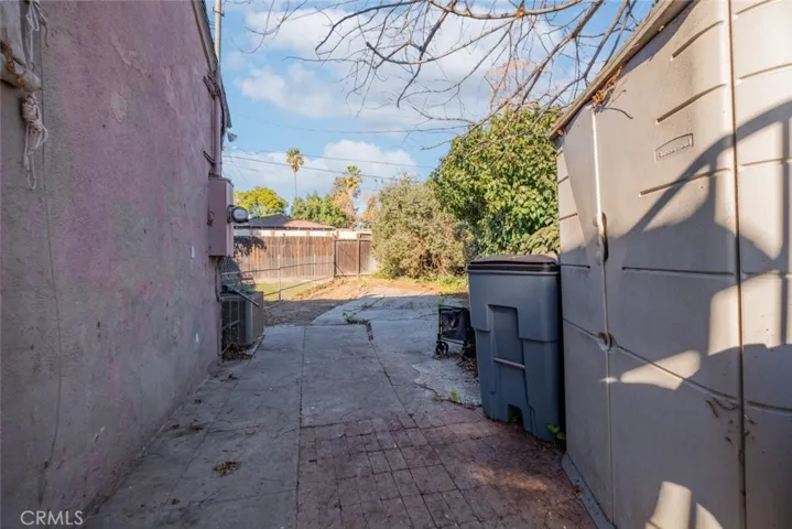 7746 Nestle Avenue, Reseda, California 91335