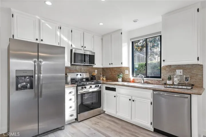 2 Summerwalk Court 33, Newport Beach, California 92663