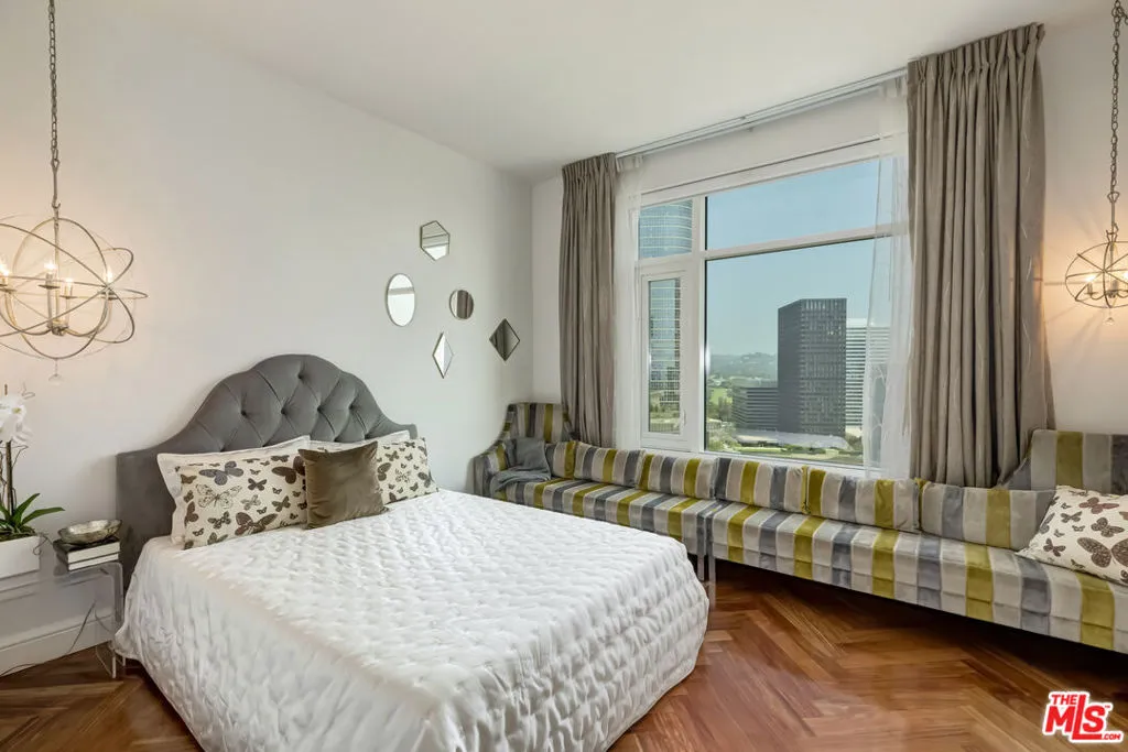 1 W Century Drive 17c, Los Angeles, California 90067 home-pic-9