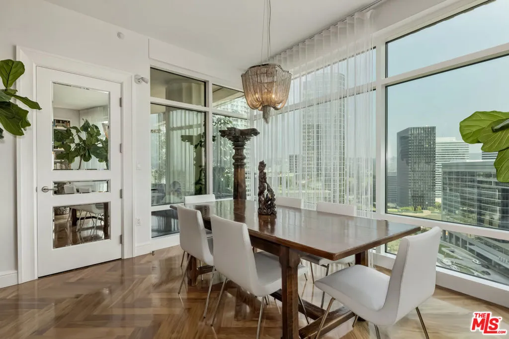 1 W Century Drive 17c, Los Angeles, California 90067 home-pic-2