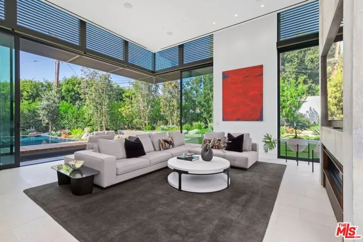 1115 Georgina Avenue, Santa Monica, California 90402