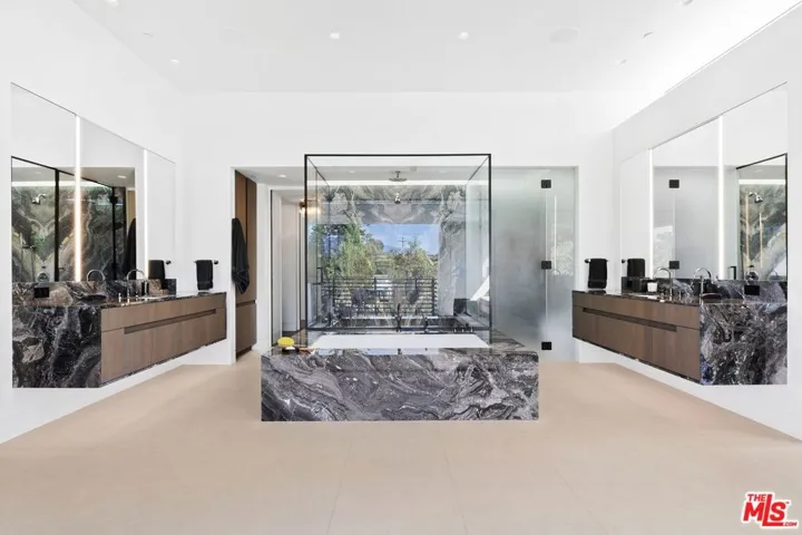 1115 Georgina Avenue, Santa Monica, California 90402