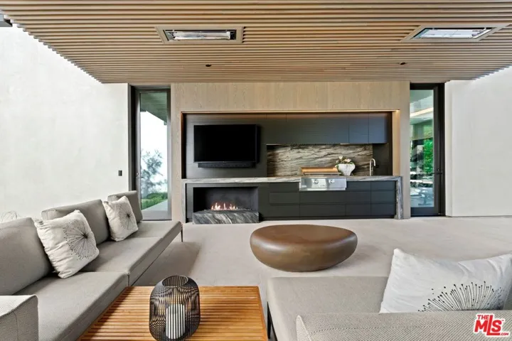 1115 Georgina Avenue, Santa Monica, California 90402