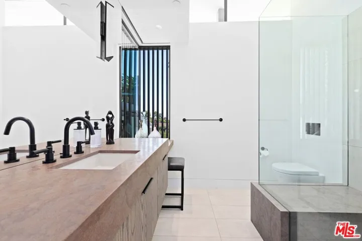1115 Georgina Avenue, Santa Monica, California 90402