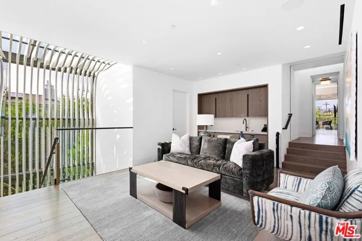 1115 Georgina Avenue, Santa Monica, California 90402