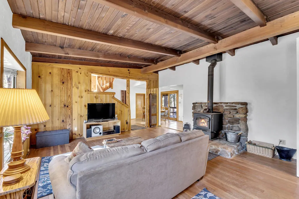 53340 Idyllbrook Drive, Idyllwild, California 92549 home-pic-10