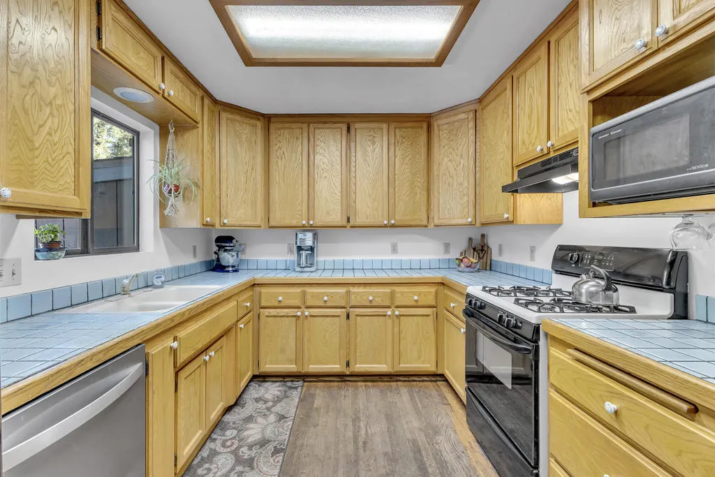 53340 Idyllbrook Drive, Idyllwild, California 92549 home-pic-19