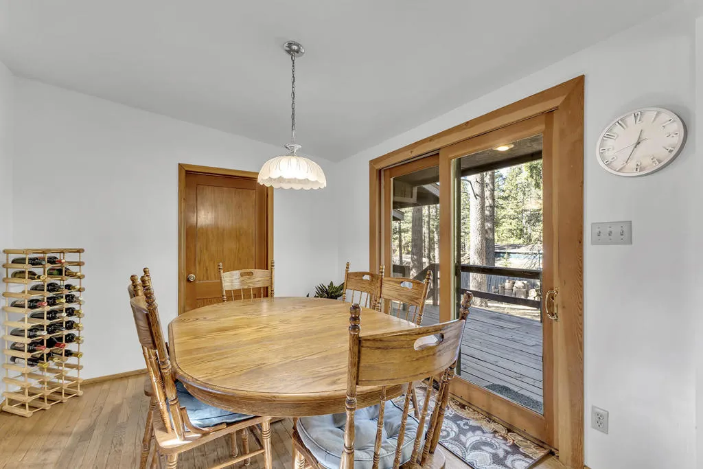 53340 Idyllbrook Drive, Idyllwild, California 92549 home-pic-24