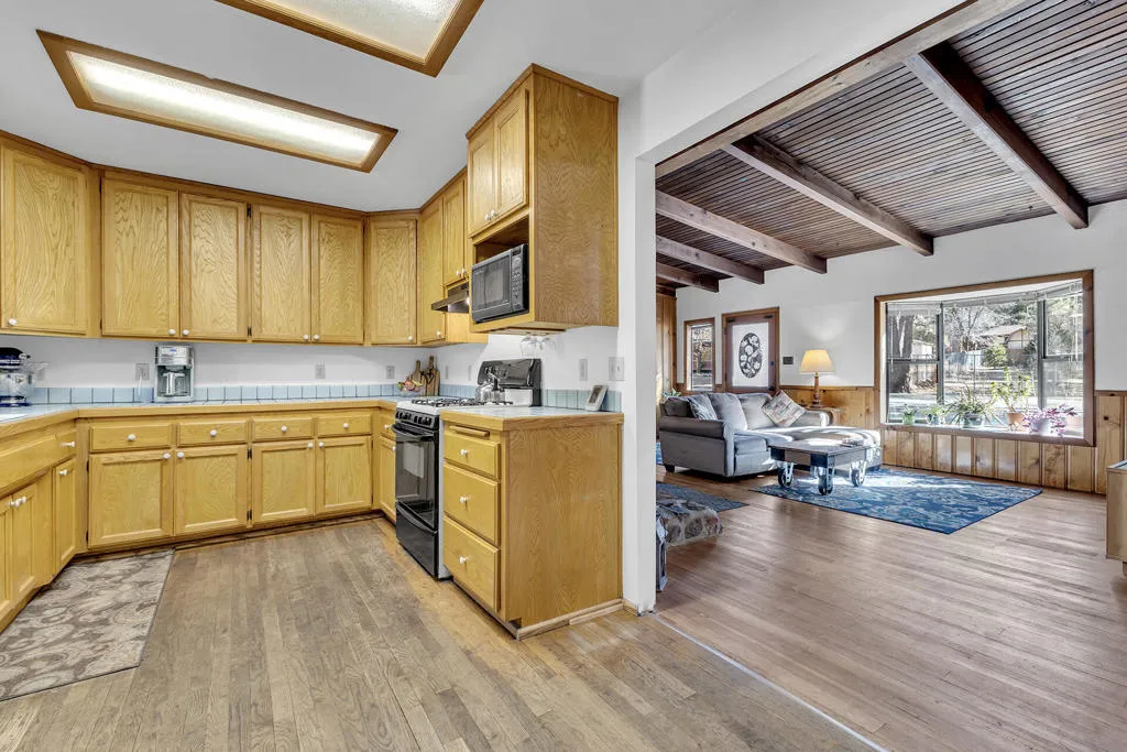 53340 Idyllbrook Drive, Idyllwild, California 92549 home-pic-28