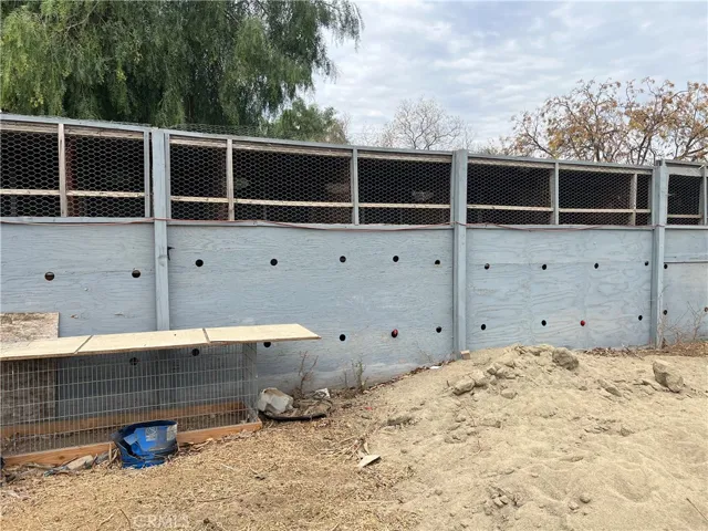 18489 Santa Ana Avenue, Bloomington, California 92316