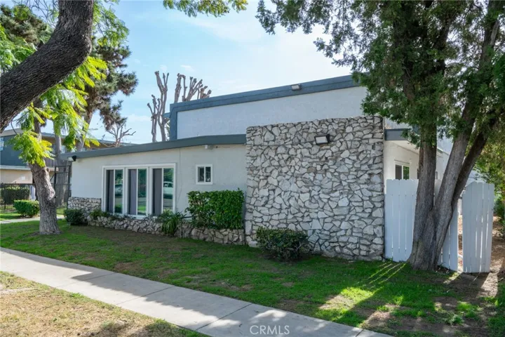 128 E Wakefield Avenue, Anaheim, California 92802