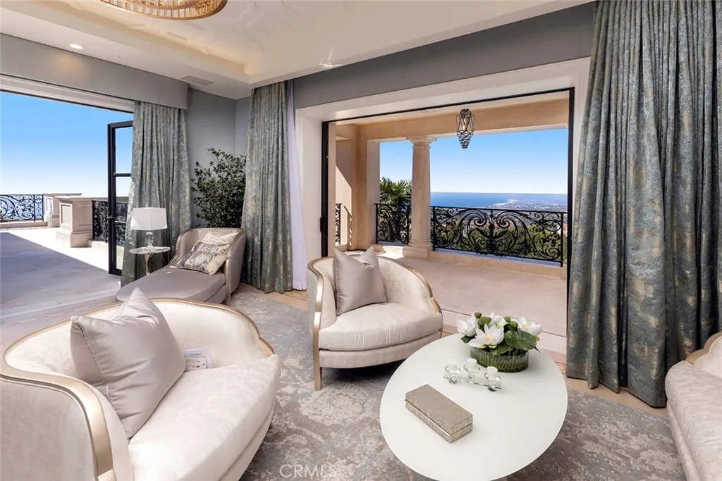 6 Midsummer, Newport Coast, California 92657 home-pic-25