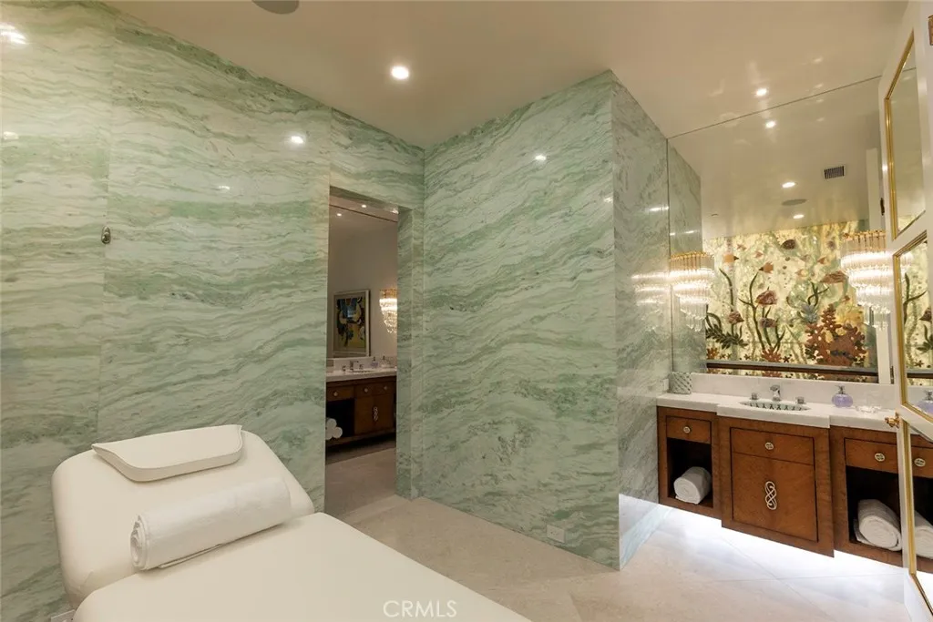 6 Midsummer, Newport Coast, California 92657 home-pic-20