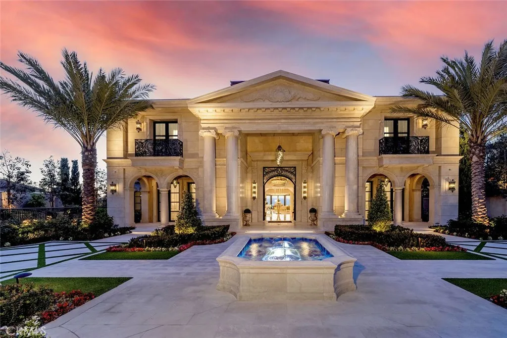 6 Midsummer, Newport Coast, California 92657, 7 Bedrooms Bedrooms, ,13 BathroomsBathrooms,Residential,For Sale,Midsummer,NP25009366
