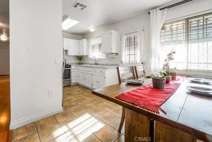 2502 Santa Ana Boulevard N, Los Angeles, California 90059