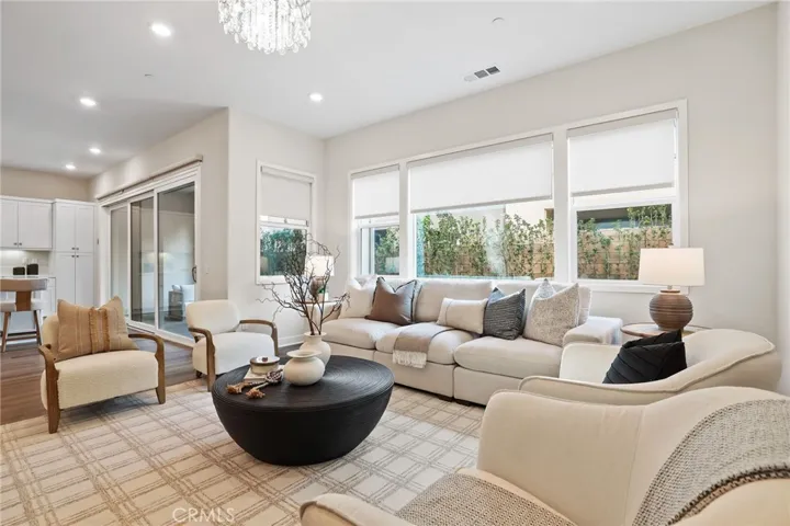 645 Athos, Lake Forest, California 92630