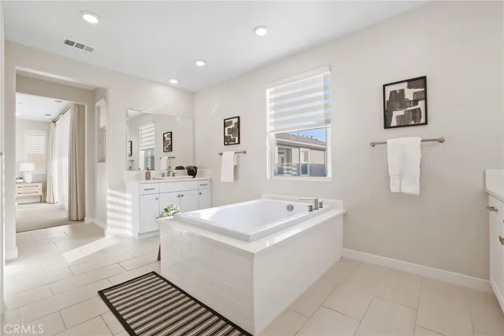 645 Athos, Lake Forest, California 92630