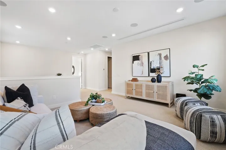 645 Athos, Lake Forest, California 92630