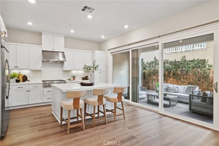 645 Athos, Lake Forest, California 92630