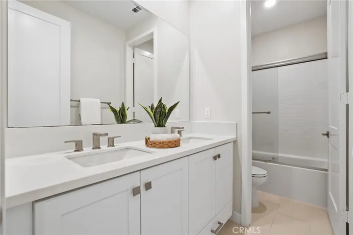 645 Athos, Lake Forest, California 92630