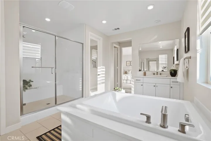 645 Athos, Lake Forest, California 92630
