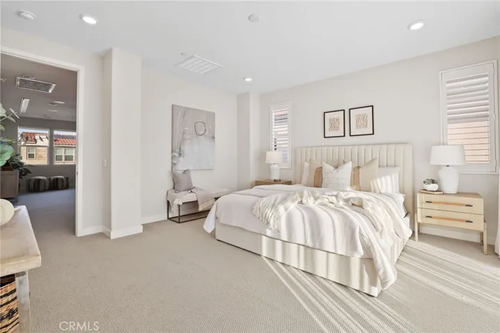 645 Athos, Lake Forest, California 92630