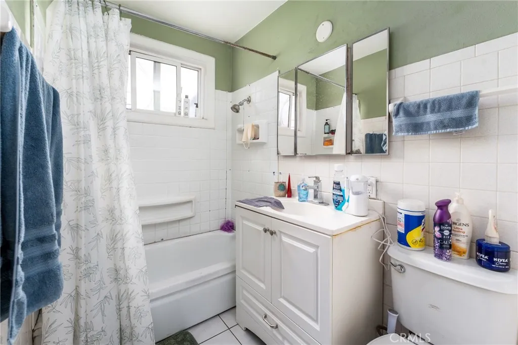 1714 W Ash Avenue, Fullerton, California 92833 home-pic-5