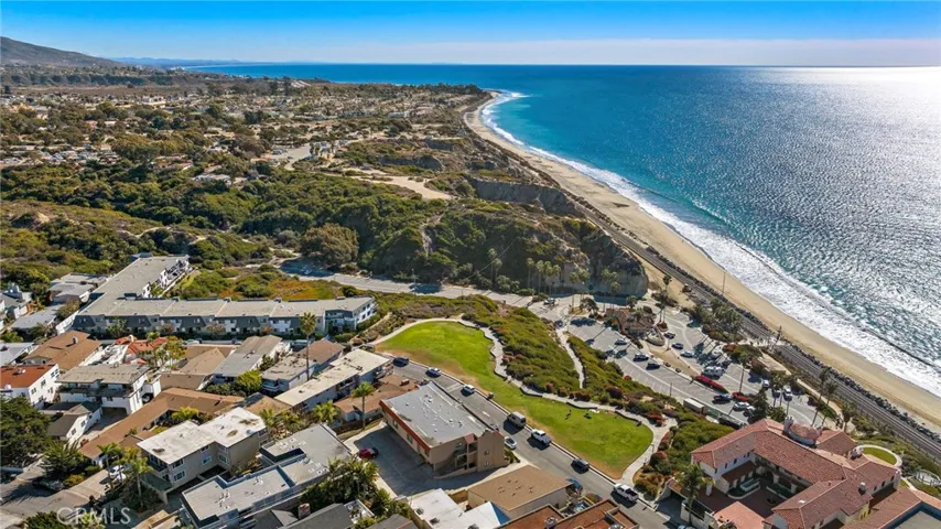 250 Avenida Lobeiro D, San Clemente, California 92672