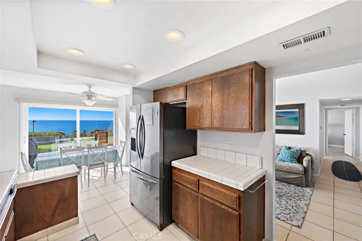 250 Avenida Lobeiro D, San Clemente, California 92672