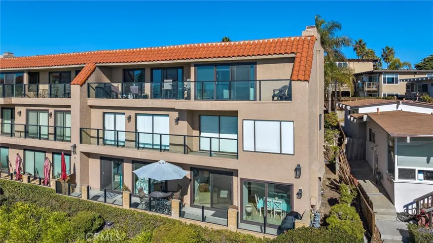 250 Avenida Lobeiro D, San Clemente, California 92672