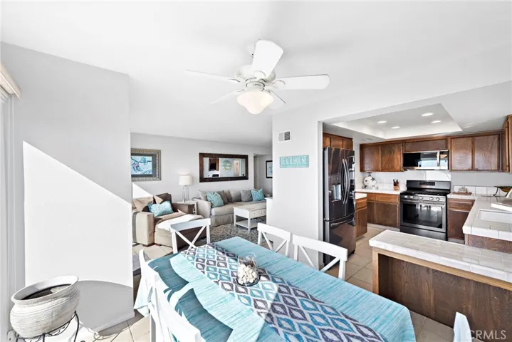250 Avenida Lobeiro D, San Clemente, California 92672