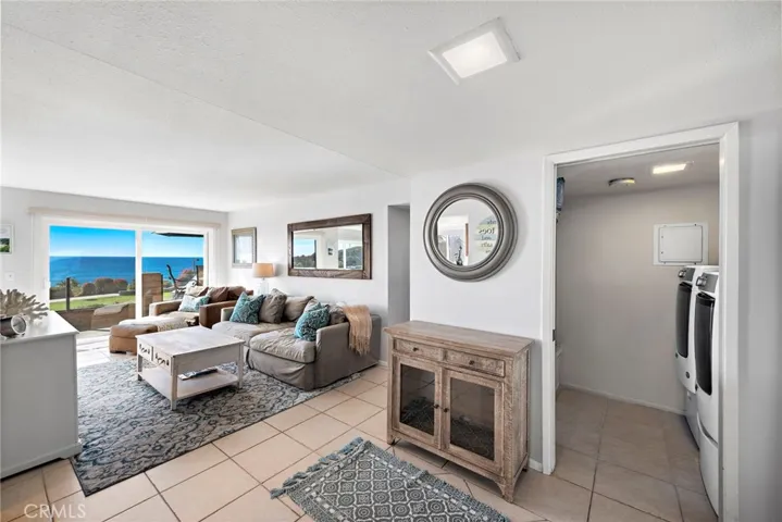 250 Avenida Lobeiro D, San Clemente, California 92672