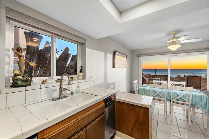 250 Avenida Lobeiro D, San Clemente, California 92672
