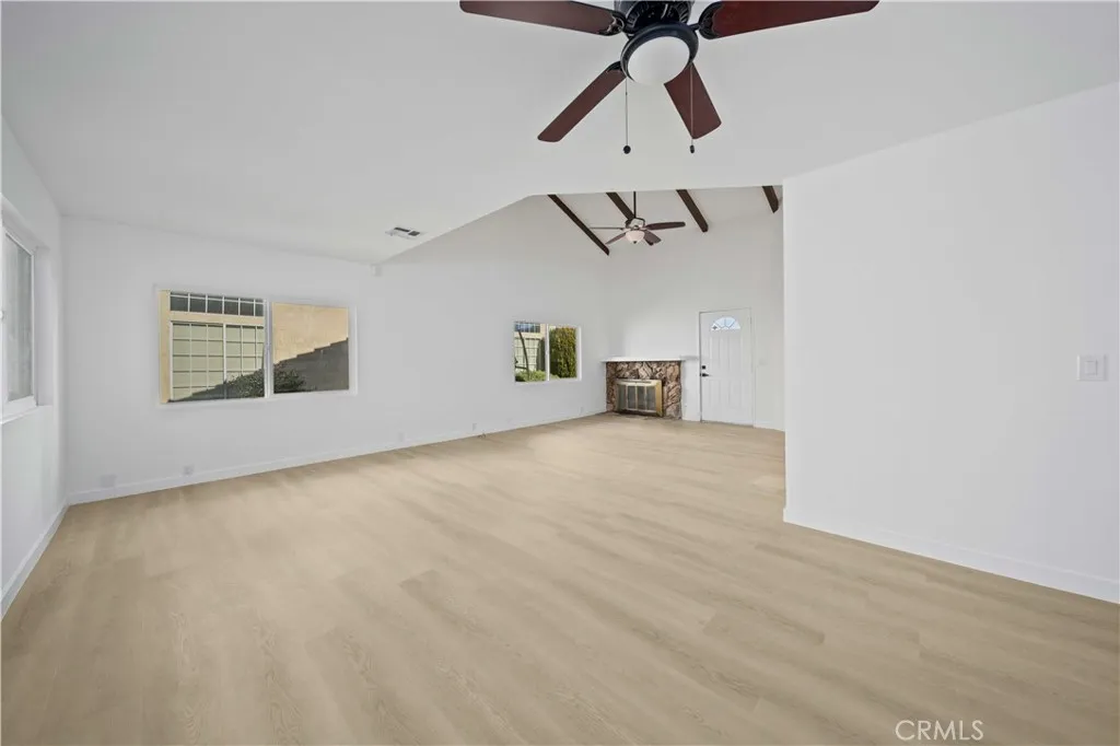 13710 White Sail Drive, Victorville, California 92395 home-pic-6