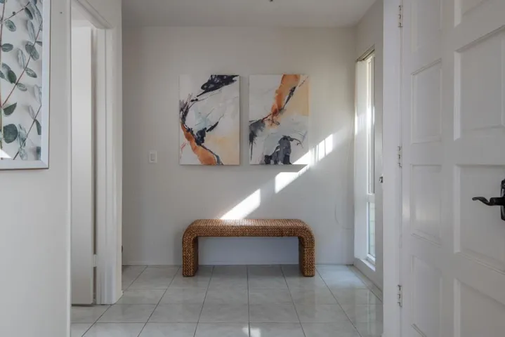 7585 Eads E, La Jolla, California 92037