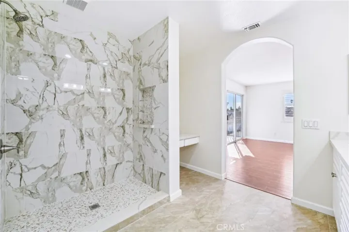 Master Shower room