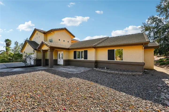 23885 Rhodes Avenue, Perris, California 92570