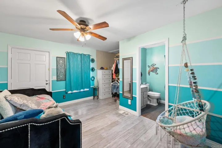 1404 E Mission Road, Fallbrook, California 92028