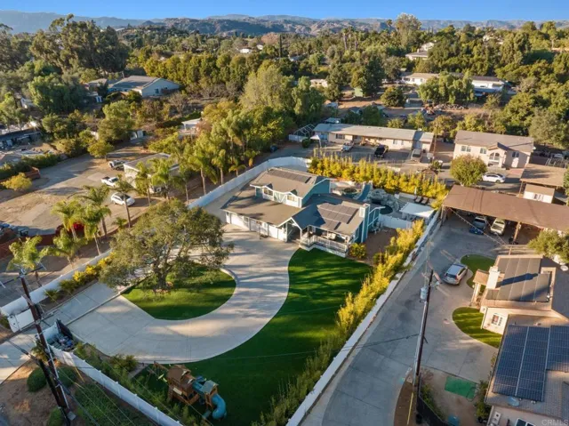 1404 E Mission Road, Fallbrook, California 92028