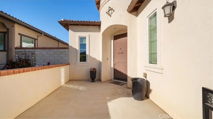 Private courtyard entry