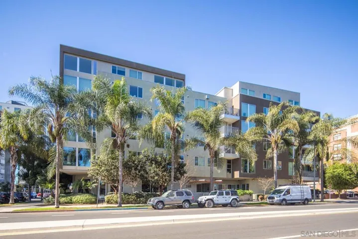 3100 6th Ave 402, San Diego, California 92103