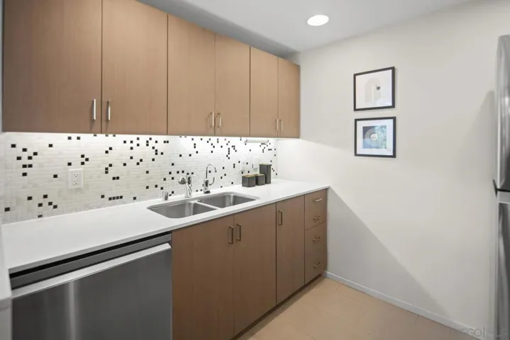 3100 6th Ave 402, San Diego, California 92103