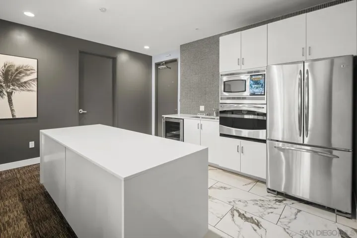 3100 6th Ave 402, San Diego, California 92103