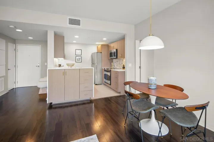 3100 6th Ave 402, San Diego, California 92103