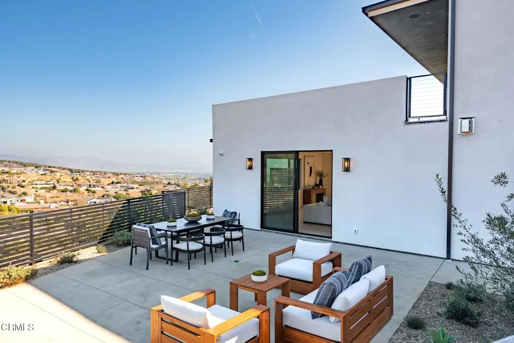 708 Skyview Terrace, Ventura, California 93003 home-pic-59