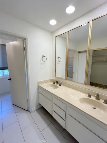 539 S Westford Street, Anaheim Hills, California 92807